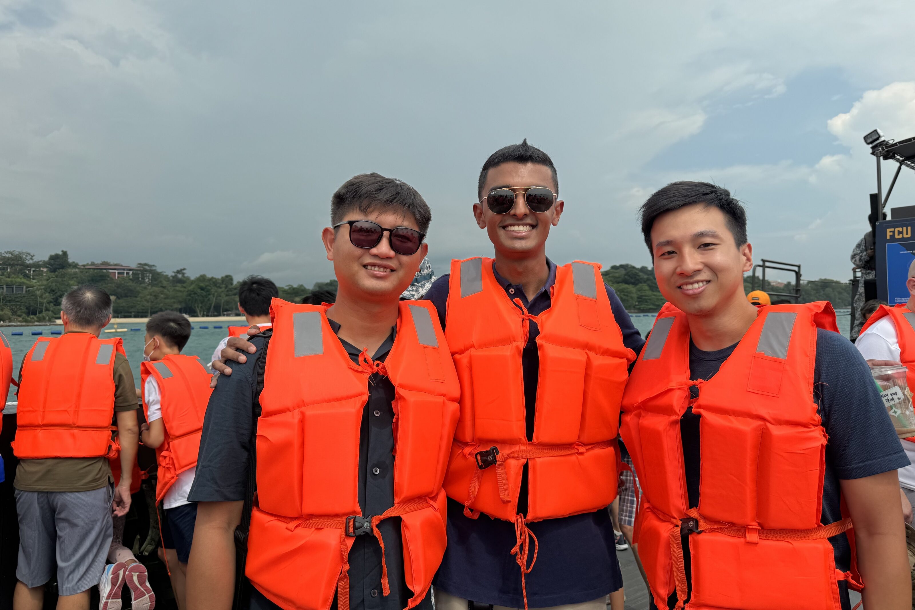 saf scholar captain satesh kumar with colleagues at navy@vivo event in 2023