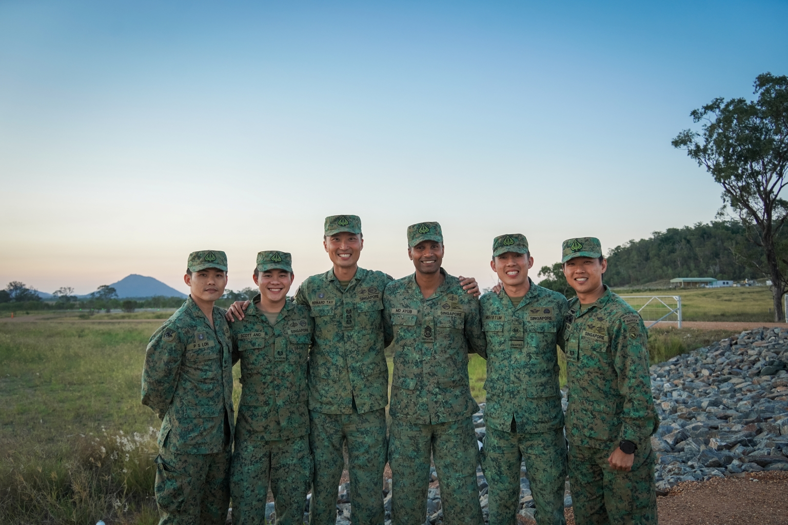 ltc scott ang with soldiers from 1st battalion of singapore infantry regiment, he strengthens brotherhood among his men