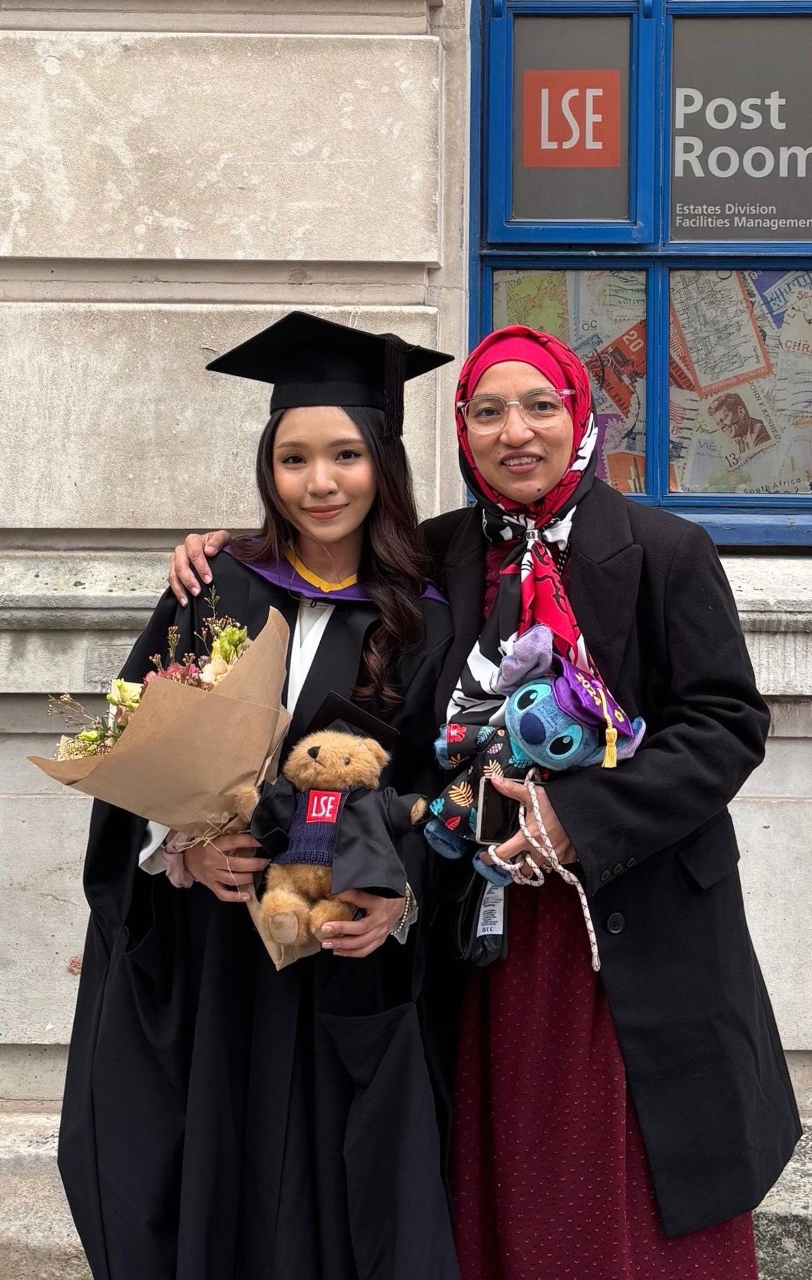 ISEAS-Yusof Ishak Institute scholar Siti Suhaila Harith and her mother celebrate her graduation from LSE in August 2024.